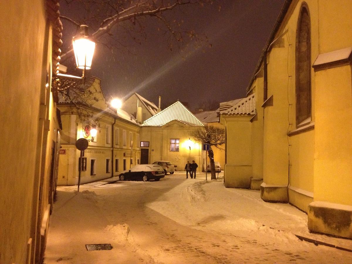 Old Town Basement Apartamento Praga Exterior foto